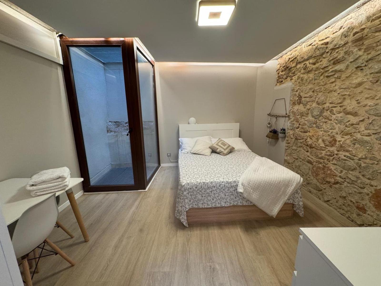 Casa Centrica En Reus Villa Buitenkant foto